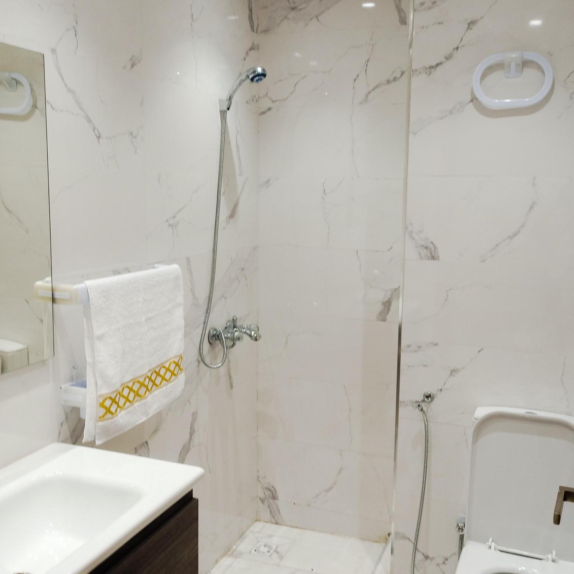 Super Apartement Totalement Neuf Et Climatise A Cote Du Centre Commercial Marjane M2 Tanger Ngoại thất bức ảnh