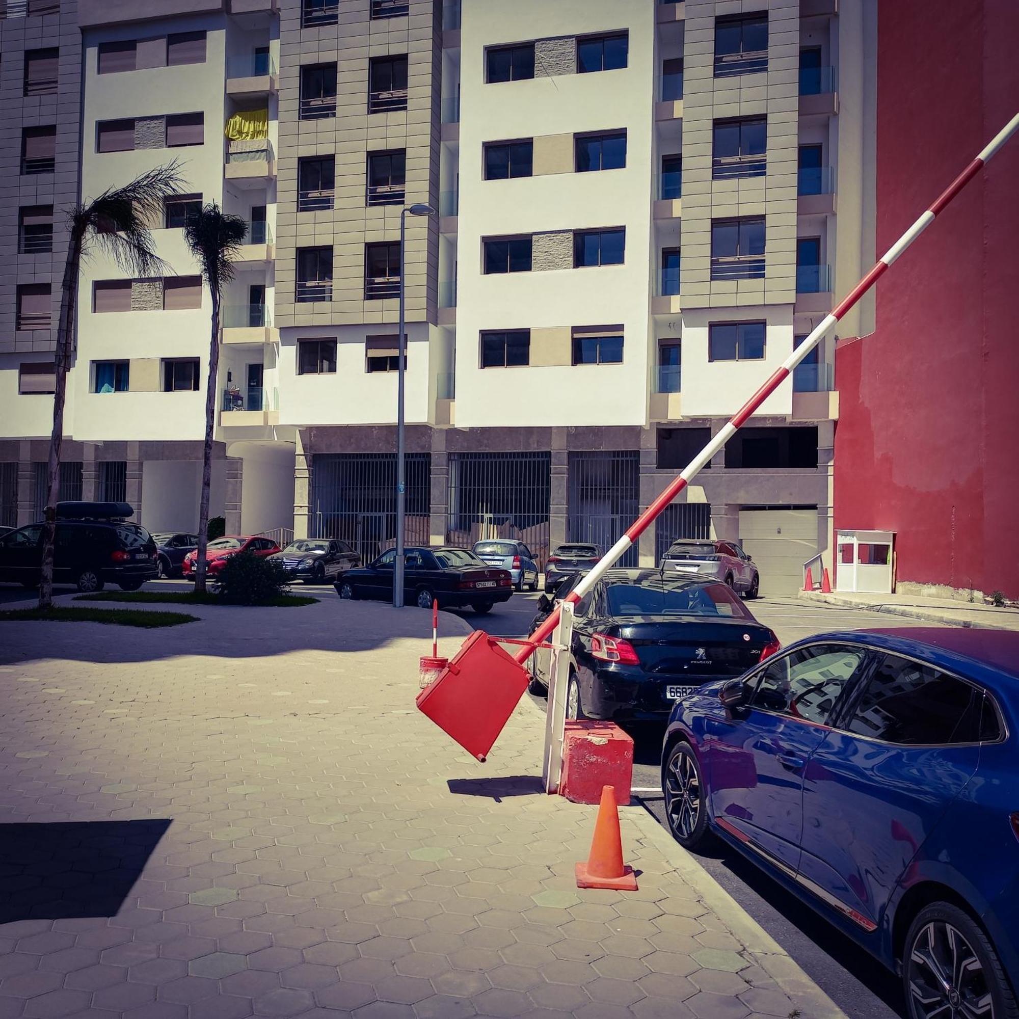 Super Apartement Totalement Neuf Et Climatise A Cote Du Centre Commercial Marjane M2 Tanger Ngoại thất bức ảnh